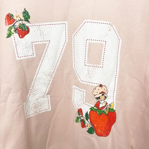 NWOT Strawberry Shortcake Oversized 79 Graphic Sweatshirt with Front Hem Slits - Picture 7 of 11